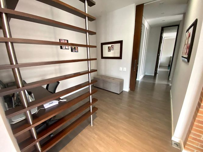 Apartamento de 3 alcobas en venta en Santa Paula, Bogotá, 246 m² · foto 15 de 24