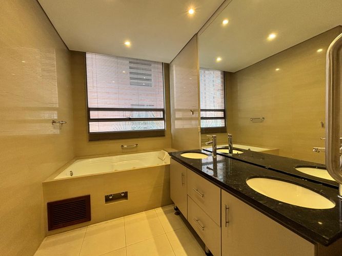 Apartamento de 3 alcobas en arriendo en Engativá, Bogotá, 237 m² · foto 8 de 8