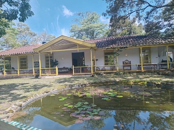 Casa de 4 alcobas en venta en El Poblado, Medellín, 750 m² · foto 18 de 20