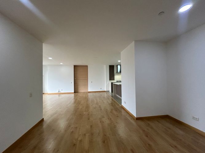 Apartamento de 3 alcobas en venta en Santa Elena, El Retiro, 90 m² · foto 5 de 24