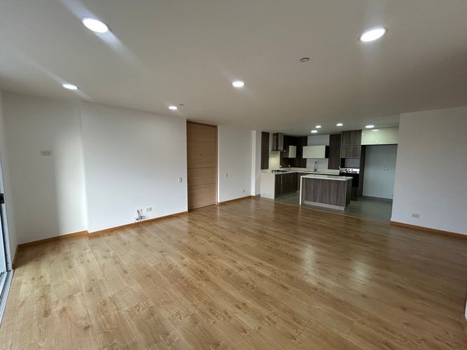Apartamento de 3 alcobas en venta en Santa Elena, El Retiro, 90 m² · foto 6 de 24