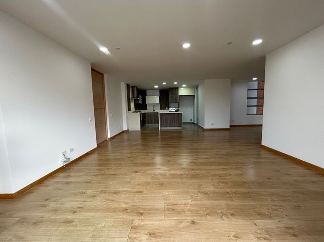 Apartamento de 3 alcobas en venta en Santa Elena, El Retiro, 90 m² · foto 7 de 24
