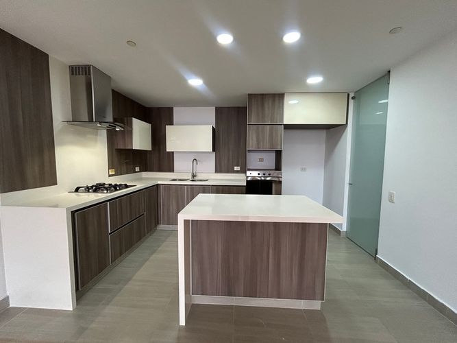 Apartamento de 3 alcobas en venta en Santa Elena, El Retiro, 90 m² · foto 8 de 24