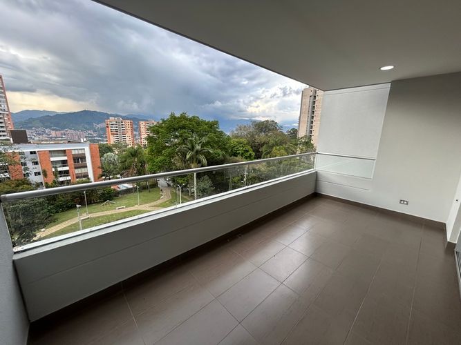 Apartamento de 3 alcobas en venta en Santa Elena, El Retiro, 90 m² · foto 23 de 24