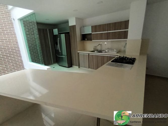 Casa de 5 alcobas en venta en Loma De San Jose, Sabaneta, 600 m² · foto 15 de 23