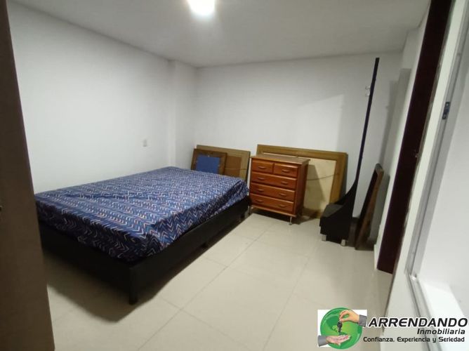 Casa de 5 alcobas en venta en Loma De San Jose, Sabaneta, 600 m² · foto 17 de 23