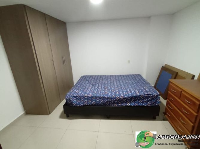 Casa de 5 alcobas en venta en Loma De San Jose, Sabaneta, 600 m² · foto 18 de 23