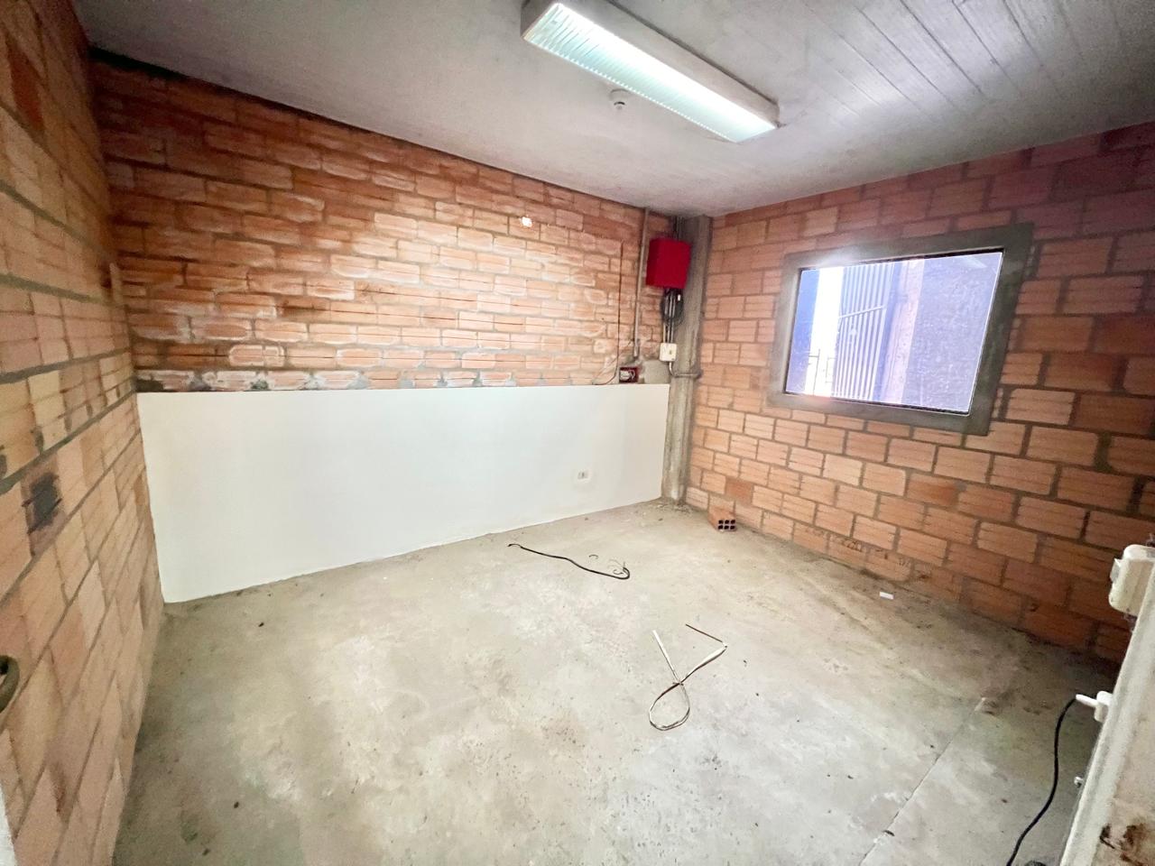 En Alquiler Depósito a Estrenar en Mariano Roque Alonso A459 — foto 3