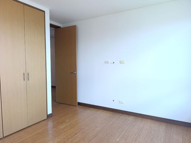 Apartamento de 3 alcobas en arriendo en El Poblado, Medellín, 180 m² · foto 13 de 18