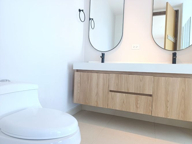 Apartamento de 3 alcobas en arriendo en El Poblado, Medellín, 180 m² · foto 16 de 18