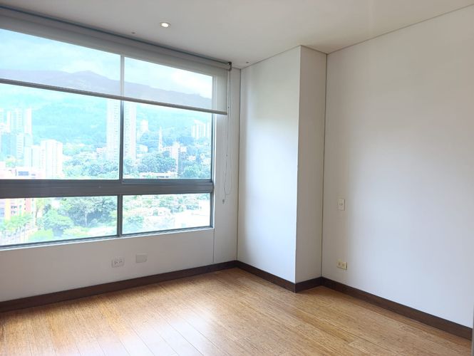 Apartamento de 3 alcobas en arriendo en El Poblado, Medellín, 180 m² · foto 11 de 18