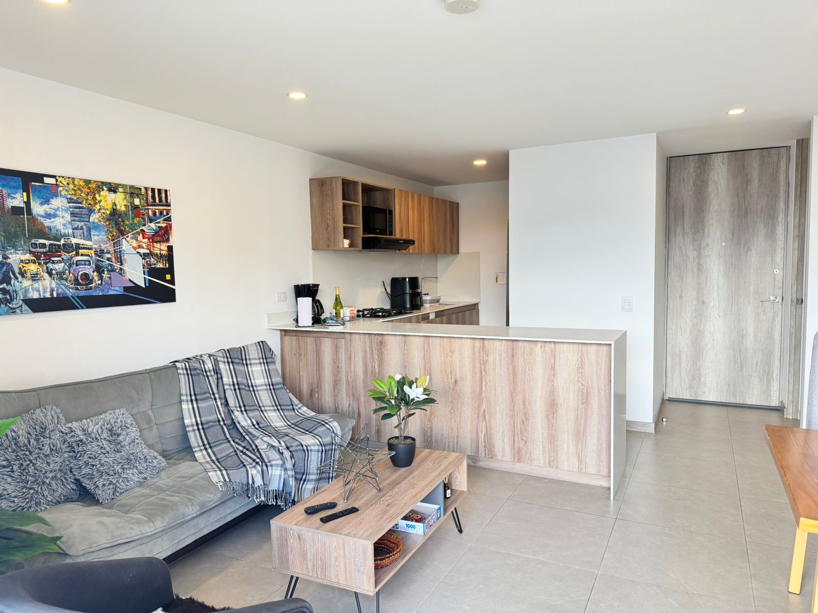 Apartamento en arriendo en El Poblado, Medellín · foto 4 de 15