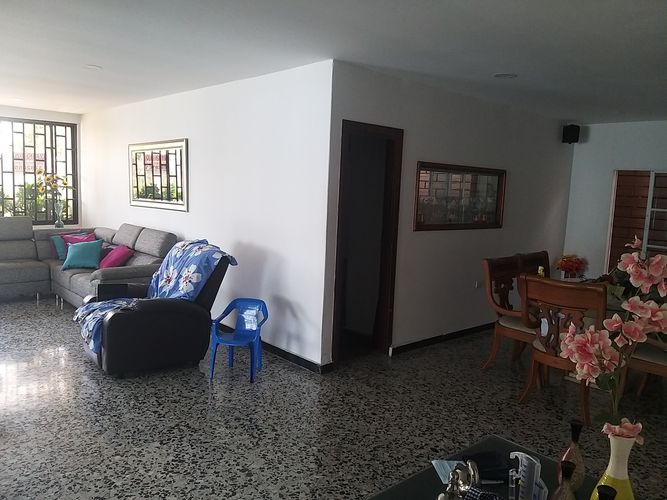 Casa de 3 alcobas en venta en El Tabor, Barranquilla, 525 m² · foto 3 de 21