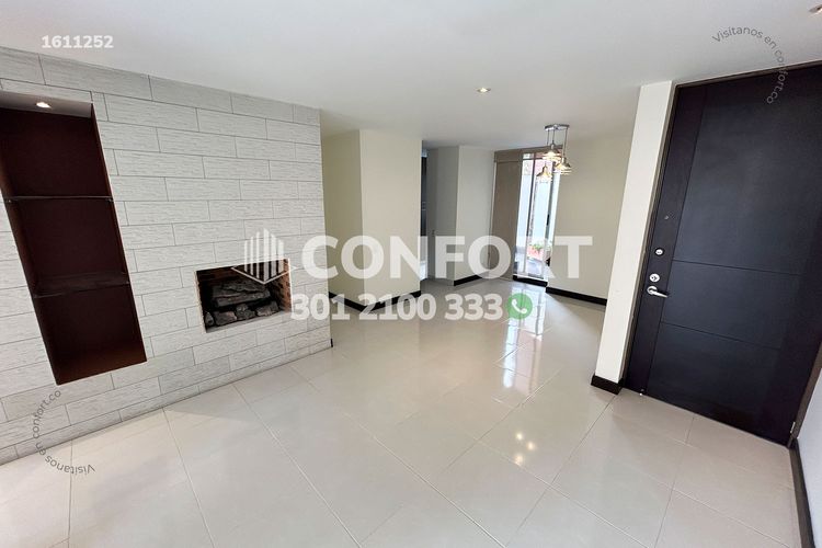 Apartamento de 3 alcobas en arriendo en Loma Del Esmeraldal, Envigado, 110 m² · foto 2 de 23