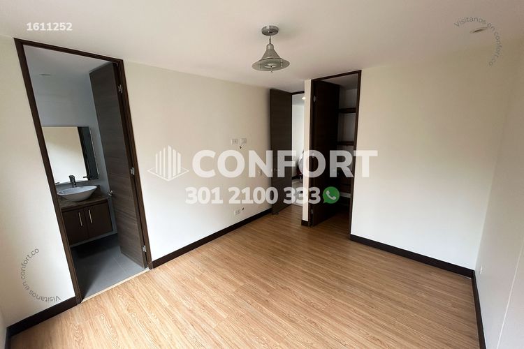 Apartamento de 3 alcobas en arriendo en Loma Del Esmeraldal, Envigado, 110 m² · foto 8 de 23