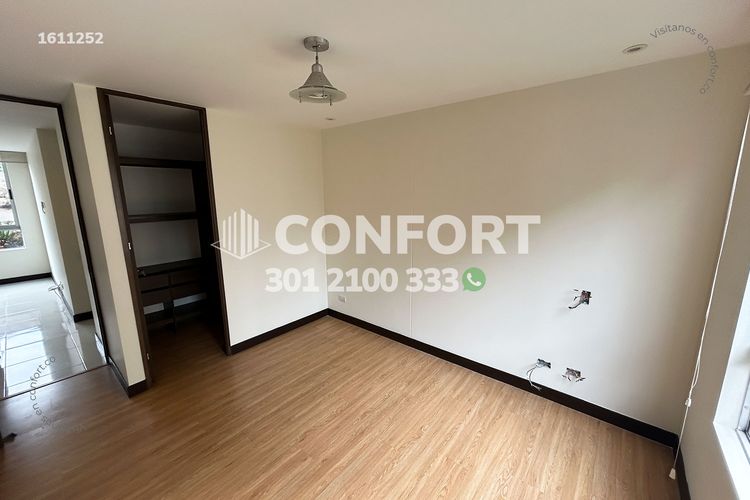 Apartamento de 3 alcobas en arriendo en Loma Del Esmeraldal, Envigado, 110 m² · foto 9 de 23