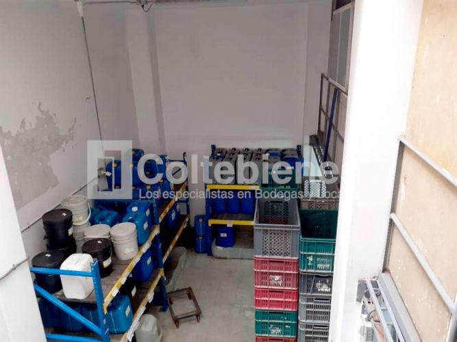 Bodega en arriendo en El Poblado, Medellín, 309 m² · foto 13 de 20