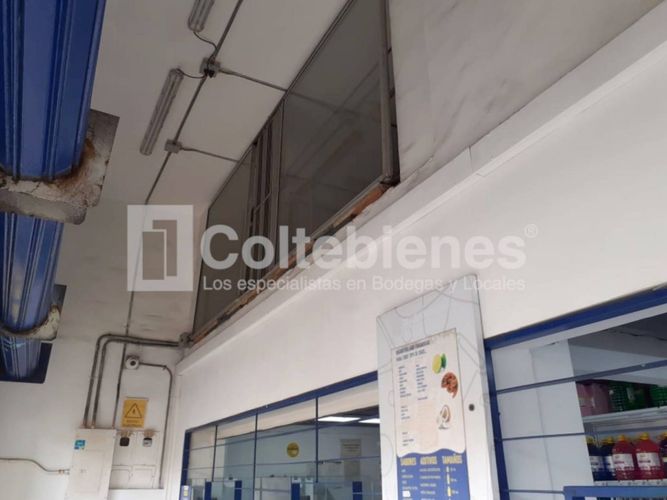 Bodega en arriendo en El Poblado, Medellín, 309 m² · foto 16 de 20