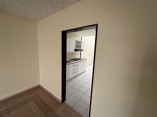 Casa de 5 alcobas en venta en Malibu, Bogotá, 300 m² · foto 16 de 18