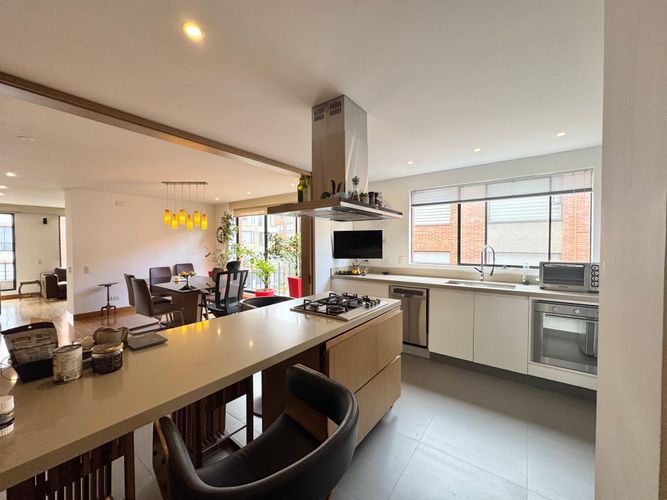 Apartamento en venta en Santa Barbara, Bogotá · foto 6 de 12