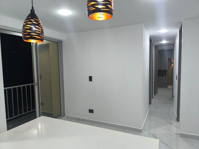 Apartamento en venta en Glorieta Pilsen, Itagüí · foto 2 de 15