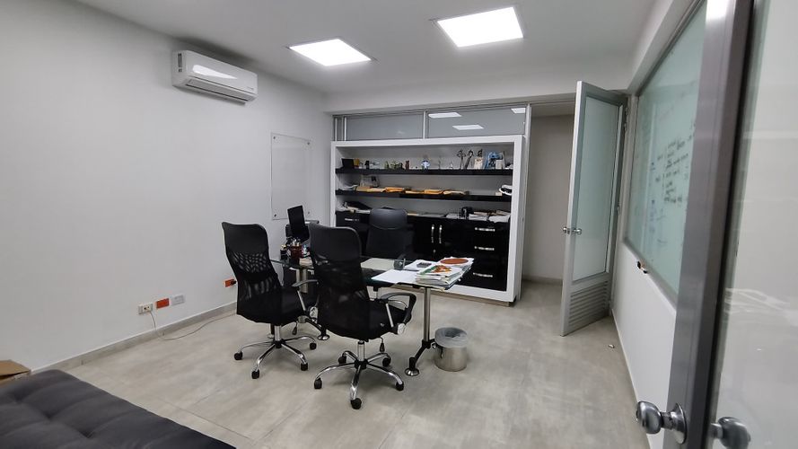 Bodega en venta en Porvenir, Cali, 2600 m² · foto 19 de 24