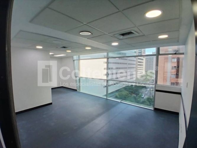 Oficina en arriendo en Ciudad Del Río, Medellín, 507 m² · foto 13 de 21