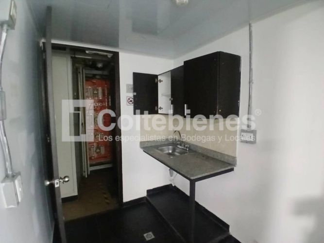 Oficina en arriendo en Ciudad Del Río, Medellín, 507 m² · foto 18 de 21