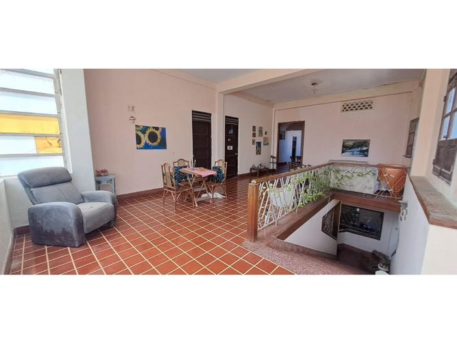 Casa de 5 alcobas en venta en Los Carruajes, Puerto Colombia, 348 m² · foto 6 de 22