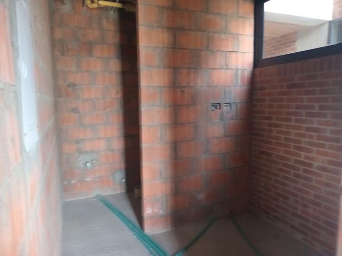 Apartamento de 2 alcobas en venta en El Poblado, Medellín, 171 m² · foto 7 de 10
