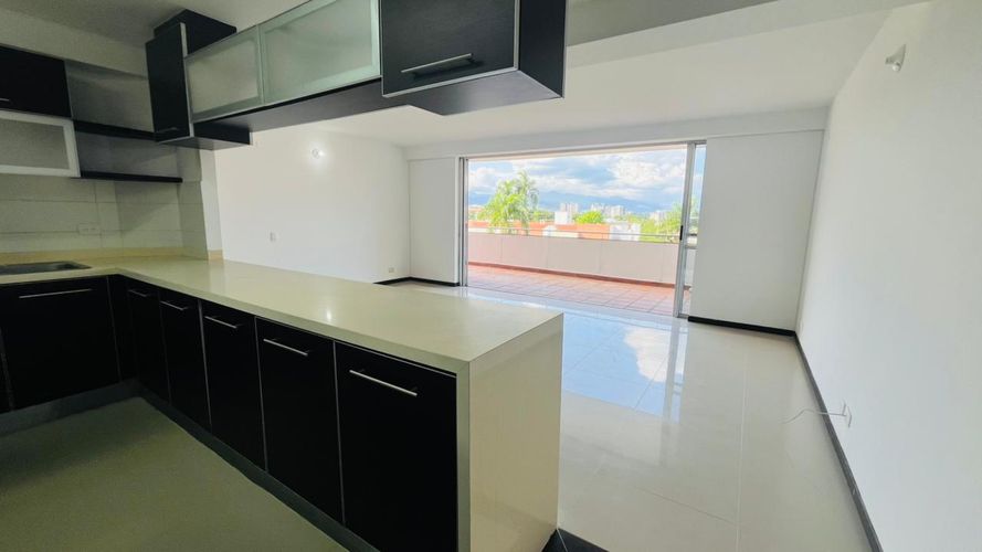 Apartamento de 3 alcobas en venta en Ciudad Jardin, Cali, 150 m² · foto 9 de 24