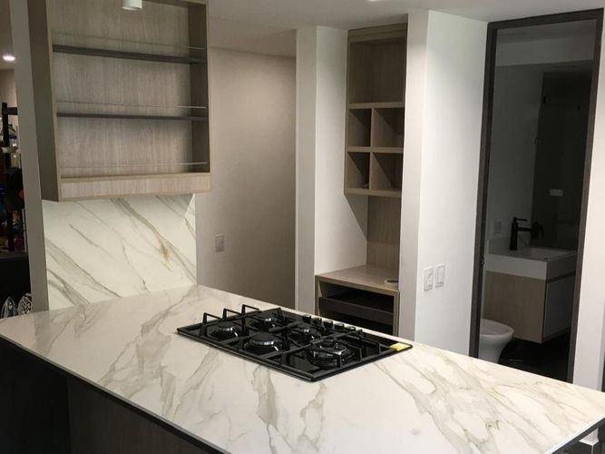 Apartamento de 3 alcobas en venta en El Poblado, Medellín, 135 m² · foto 5 de 14