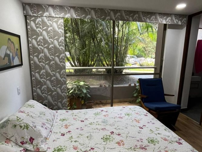 Apartamento de 3 alcobas en venta en El Poblado, Medellín, 135 m² · foto 13 de 14