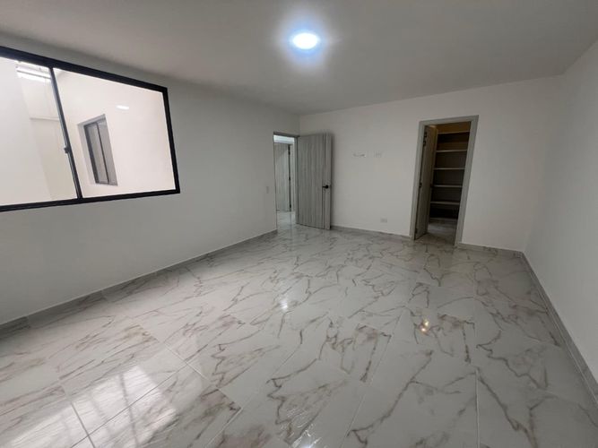 Apartamento de 3 alcobas en venta en Los Alcazares, Pereira, 150 m² · foto 11 de 20