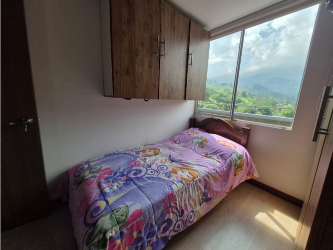 Apartamento de 3 alcobas en arriendo en Camino Verde, Medellín, 78 m² · foto 15 de 19
