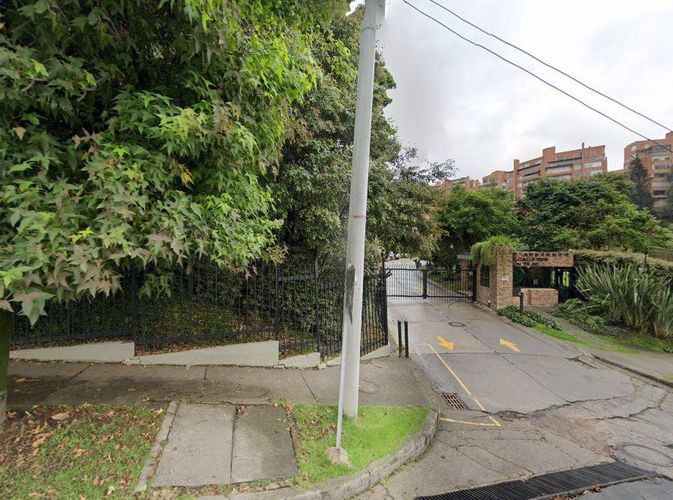 Casa de 6 alcobas en venta en Lindaraja, Bogotá, 420 m² · foto 20 de 24