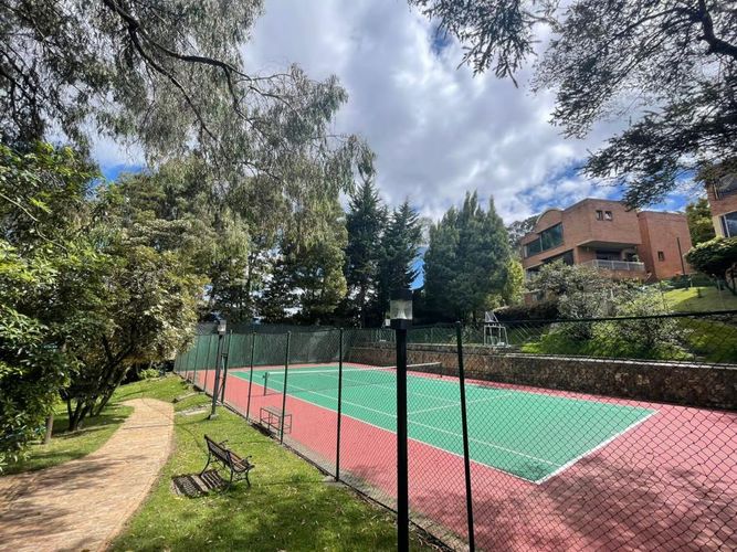Casa de 6 alcobas en venta en Lindaraja, Bogotá, 420 m² · foto 24 de 24