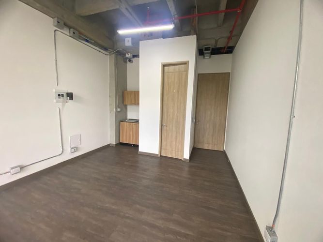 Oficina en arriendo en Santa María De Los Ángeles, Medellín, 33 m² · foto 2 de 12