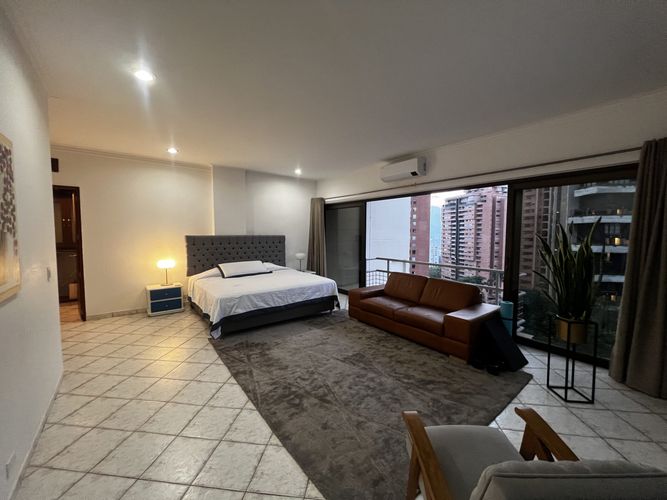 Apartamento de 3 alcobas en venta en El Poblado, Medellín, 295 m² · foto 6 de 22