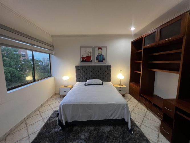 Apartamento de 3 alcobas en venta en El Poblado, Medellín, 295 m² · foto 9 de 22