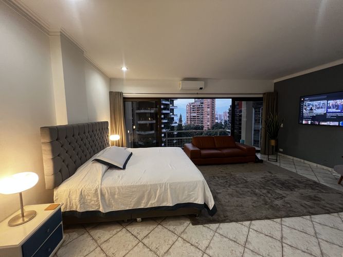 Apartamento de 3 alcobas en venta en El Poblado, Medellín, 295 m² · foto 22 de 22