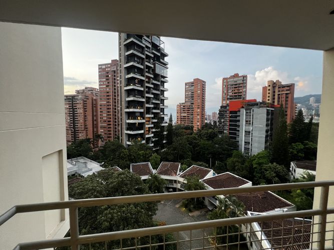 Apartamento de 3 alcobas en venta en El Poblado, Medellín, 295 m² · foto 3 de 22