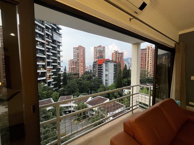 Apartamento de 3 alcobas en venta en El Poblado, Medellín, 295 m² · foto 14 de 22