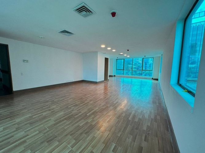 Oficina en arriendo en El Poblado, Medellín, 70 m² · foto 3 de 10