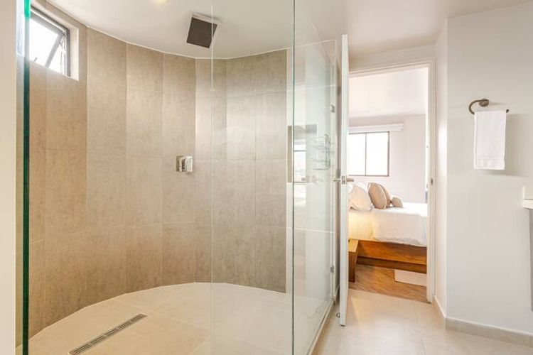 Apartamento de 5 alcobas en venta en El Poblado, Medellín, 314 m² · foto 16 de 19