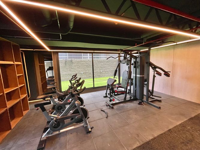 Apartaestudio en venta en Chicó Navarra, Bogotá, 20 m² · foto 23 de 24