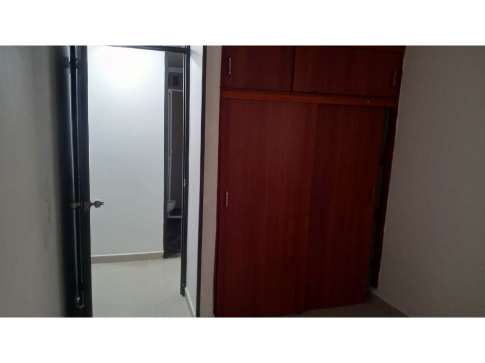 Apartamento en venta en Bombona No.1, Medellín · foto 8 de 13