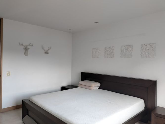 Apartamento de 3 alcobas en arriendo en El Poblado, Medellín, 194 m² · foto 3 de 19