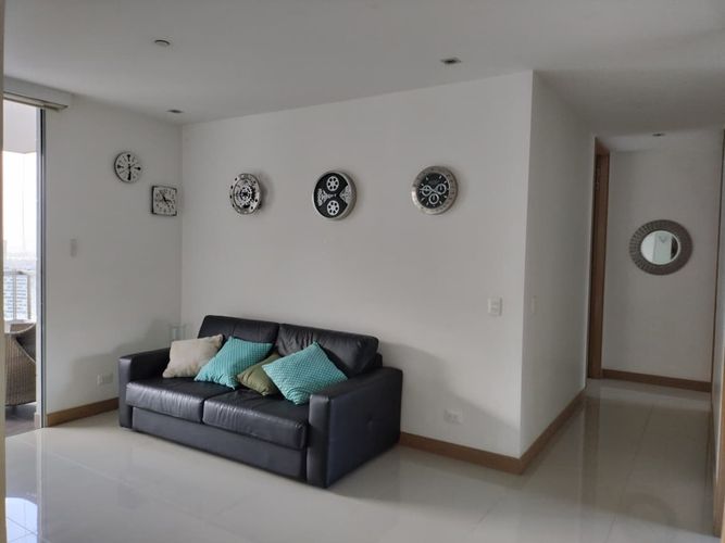 Apartamento de 3 alcobas en arriendo en El Poblado, Medellín, 194 m² · foto 10 de 19