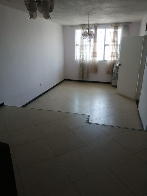 Casa de 5 alcobas en venta en Las Nieves, Tunja, 413 m² · foto 4 de 22